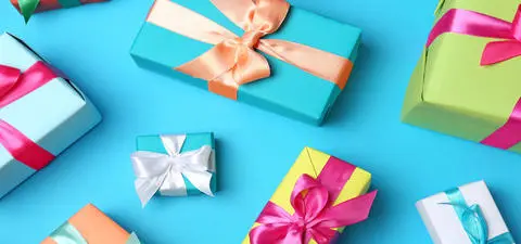 6 philosophers on the perils of gifts 